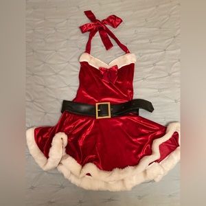 Mrs claus suit. Black belt included